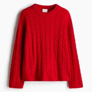 Cable-knit jumper